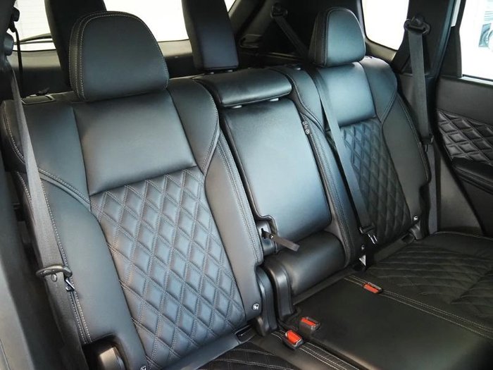 2023 Mitsubishi Outlander Exceed