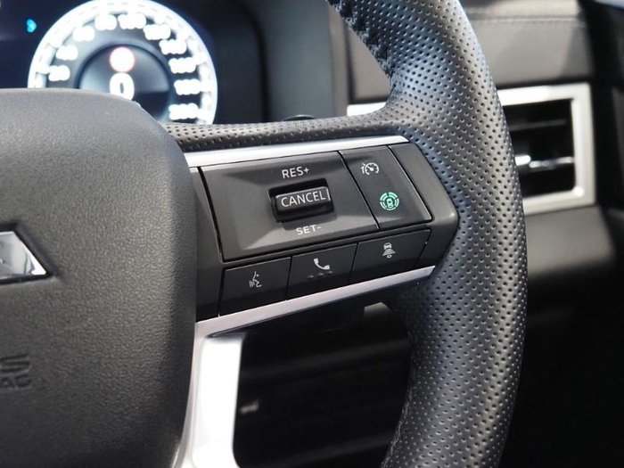 2023 Mitsubishi Outlander Exceed
