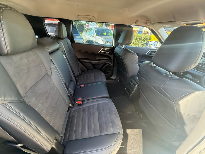 2023 Mitsubishi Outlander Aspire