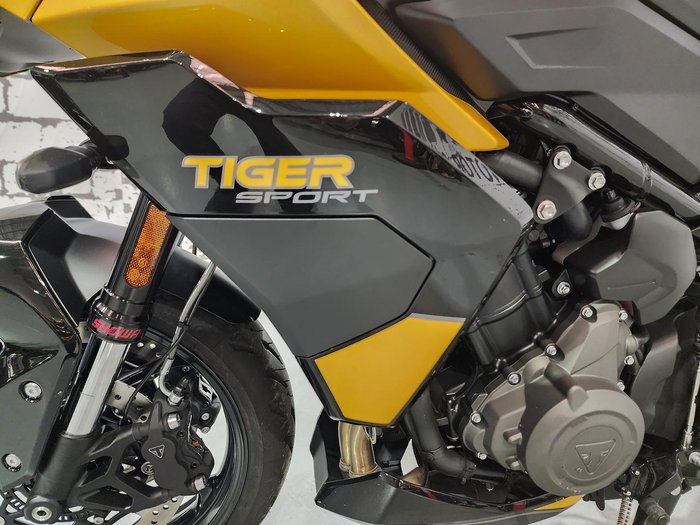 2025 Triumph Tiger Sport 800 Tiger Yellow