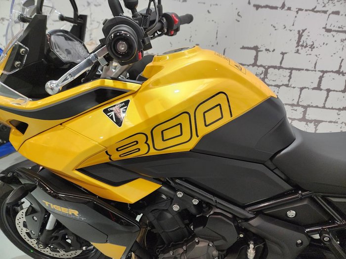 2025 Triumph Tiger Sport 800 Tiger Yellow