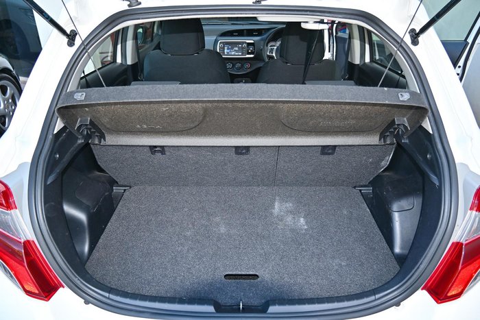 2016 Toyota Yaris Ascent