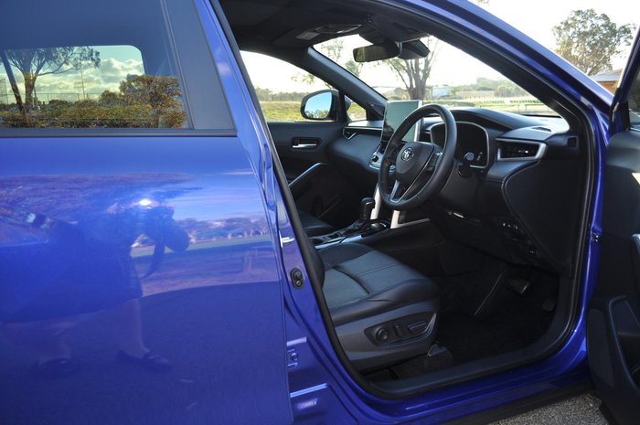 2024 Toyota Corolla Cross Atmos
