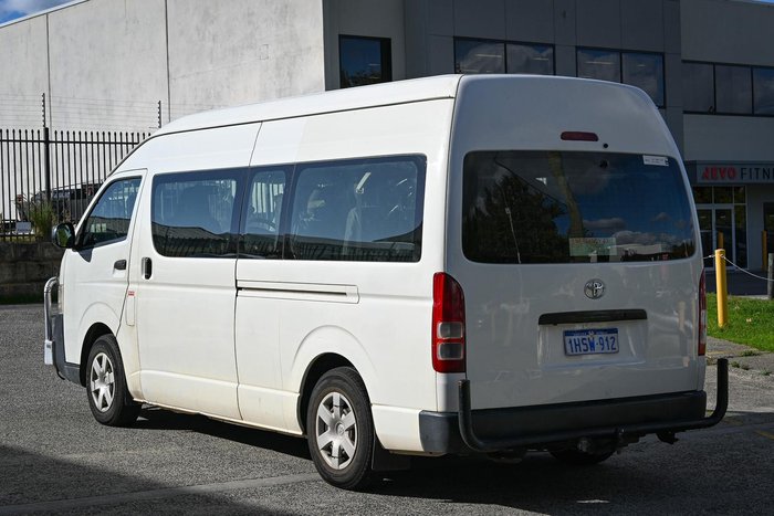 2013 Toyota Hiace Commuter