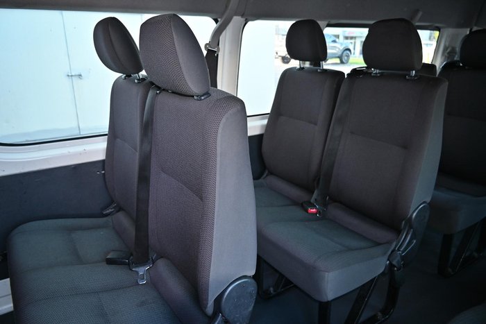 2013 Toyota Hiace Commuter