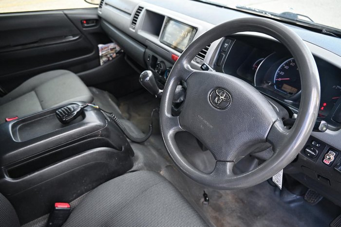 2013 Toyota Hiace Commuter