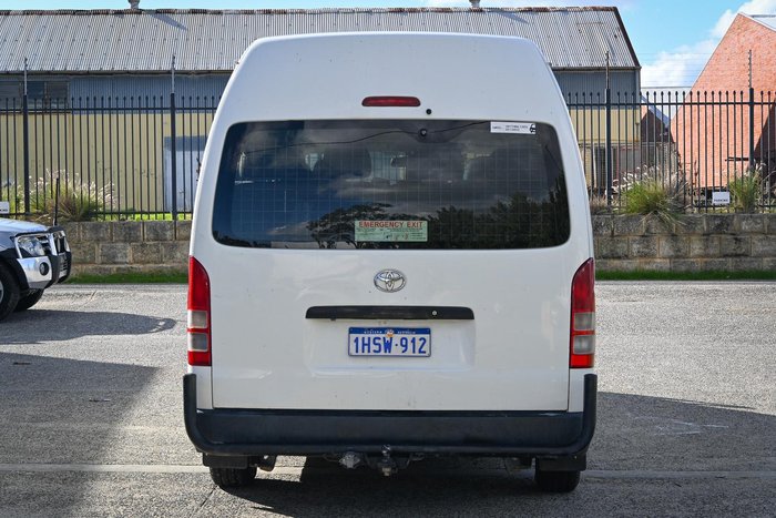 2013 Toyota Hiace Commuter