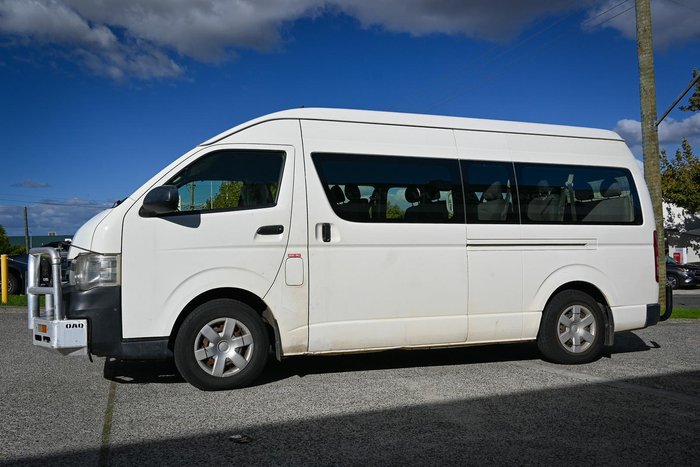2013 Toyota Hiace Commuter