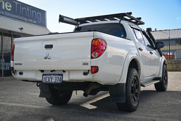 2015 Mitsubishi Triton GLX