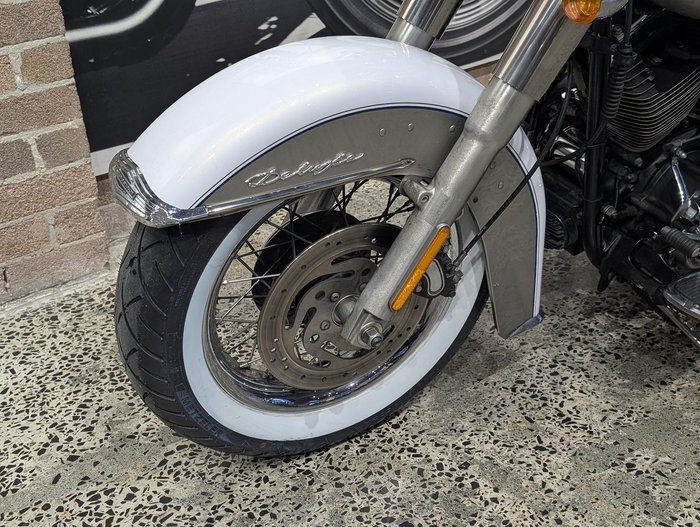 2009 Harley-Davidson Softail Deluxe 1584 (FLSTN) Softail Gold