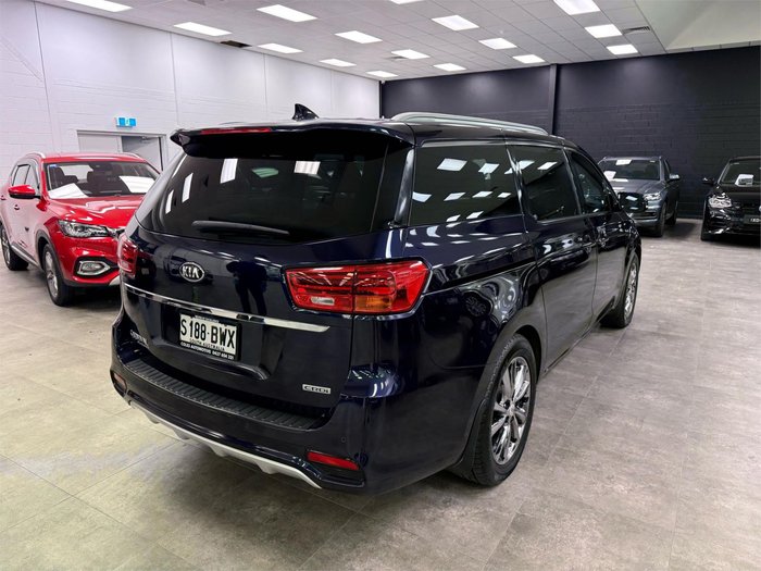 2018 Kia Carnival Platinum