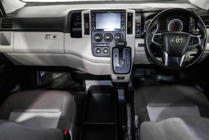 2021 Toyota Hiace Commuter