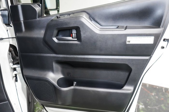 2021 Toyota Hiace Commuter