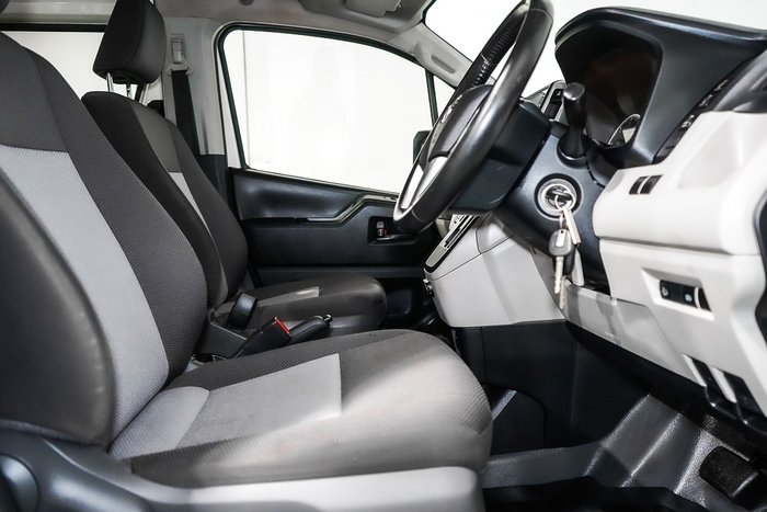 2021 Toyota Hiace Commuter