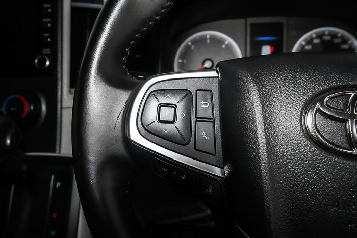 2021 Toyota Hiace Commuter