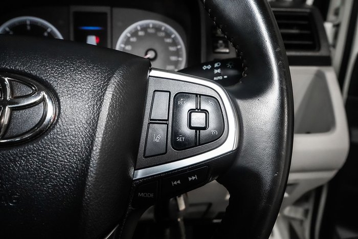 2021 Toyota Hiace Commuter