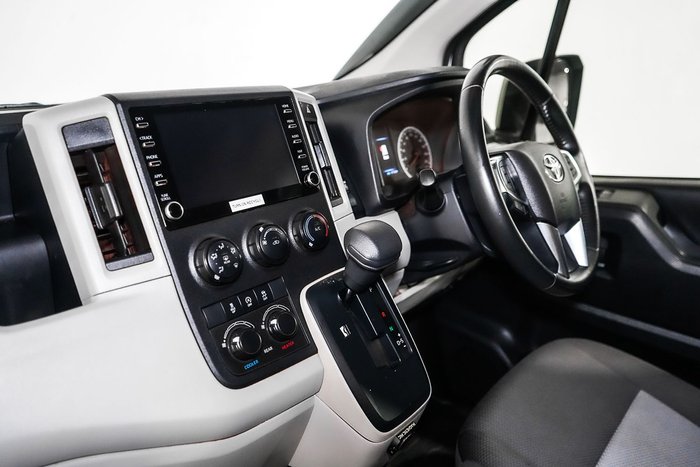 2021 Toyota Hiace Commuter
