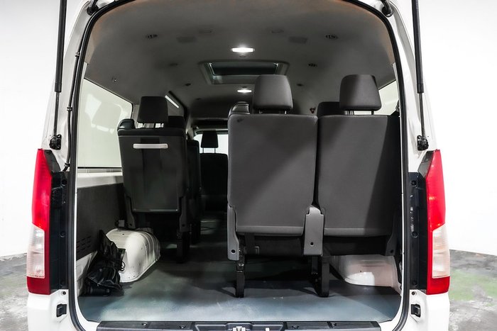 2021 Toyota Hiace Commuter