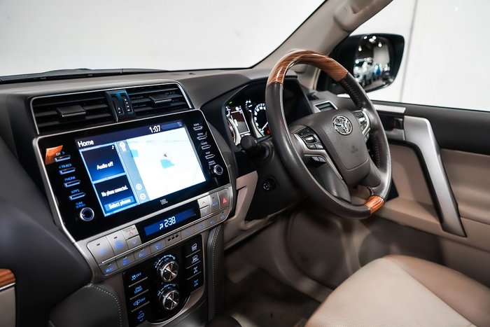 2023 Toyota Landcruiser Prado Kakadu