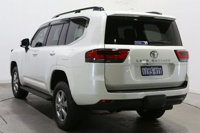 2025 Toyota Landcruiser VX