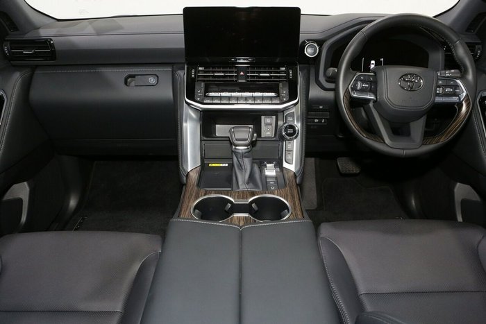 2025 Toyota Landcruiser VX