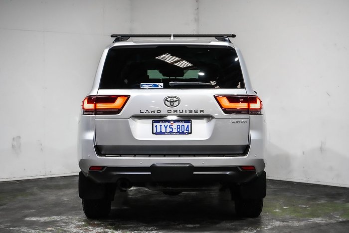 2024 Toyota Landcruiser Sahara