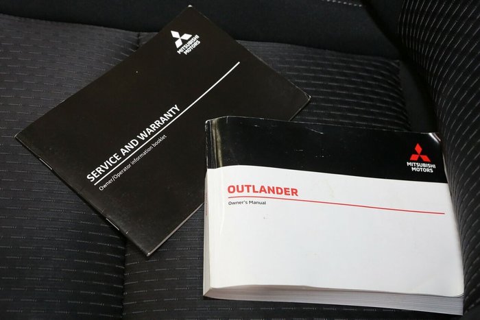 2021 Mitsubishi Outlander ES