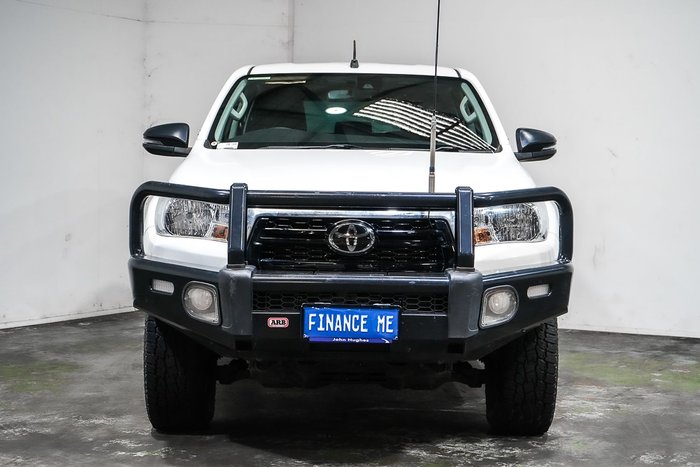 2019 Toyota Hilux SR