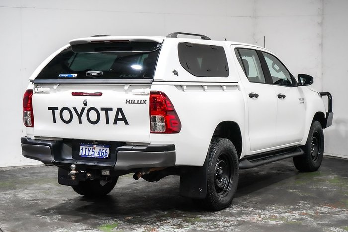 2019 Toyota Hilux SR