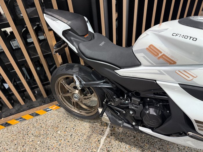 2025 CFMoto 450 SR S WHITE