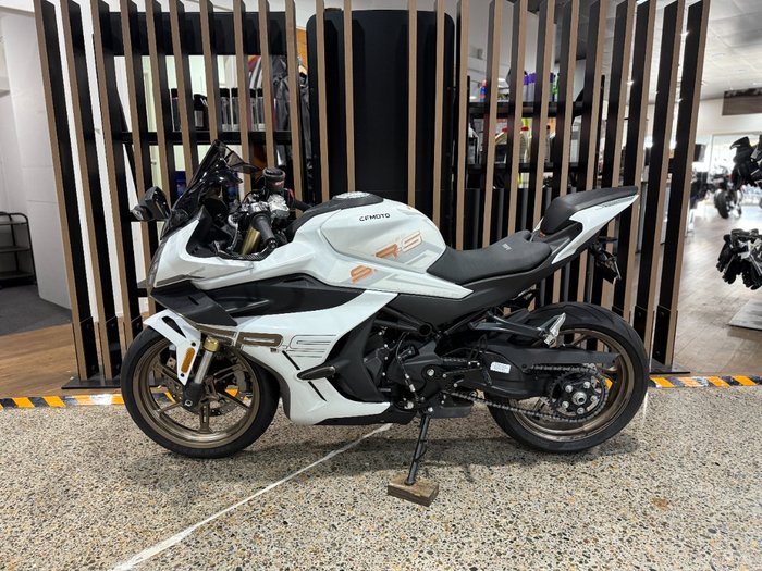 2025 CFMoto 450 SR S WHITE