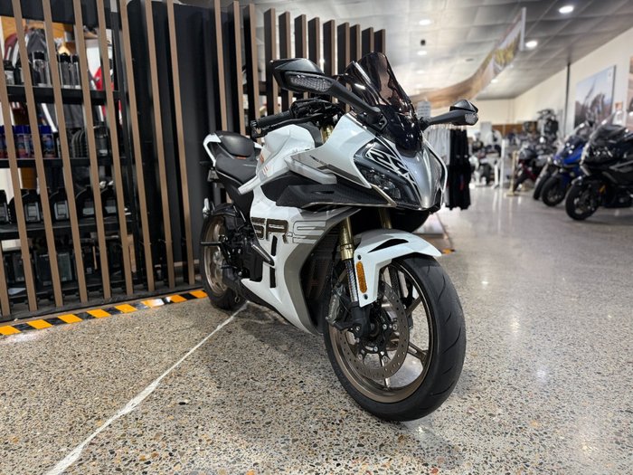 2025 CFMoto 450 SR S WHITE