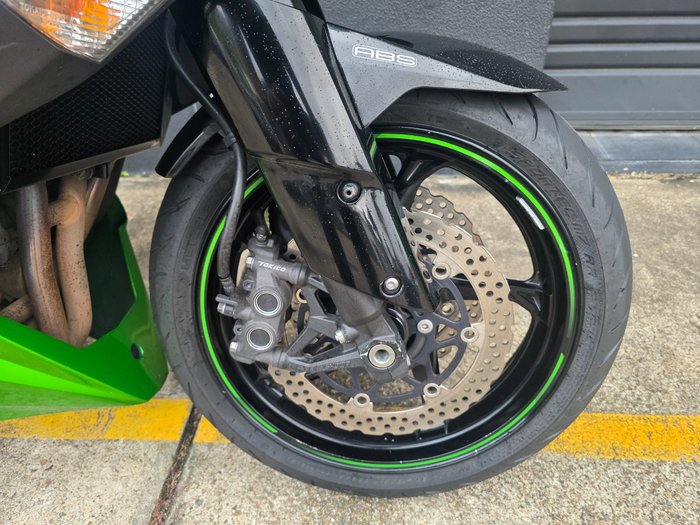 2013 Kawasaki Z1000 GREEN