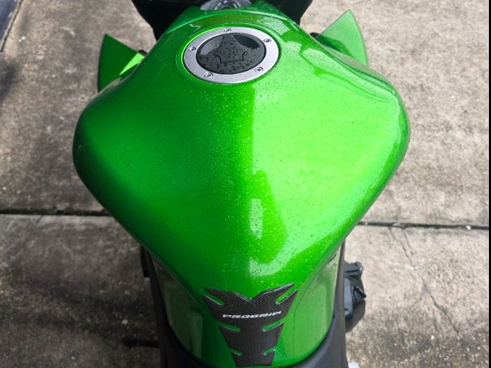 2013 Kawasaki Z1000 GREEN