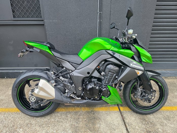 2013 Kawasaki Z1000 GREEN
