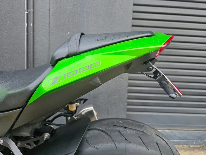 2013 Kawasaki Z1000 GREEN