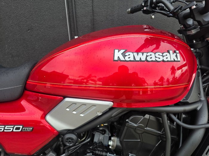 2023 Kawasaki Z650 RS RED