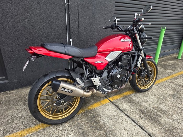 2023 Kawasaki Z650 RS RED