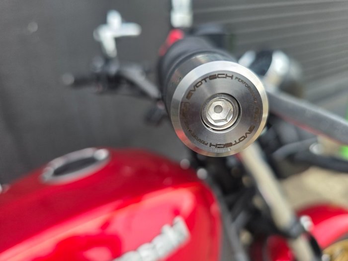 2023 Kawasaki Z650 RS RED