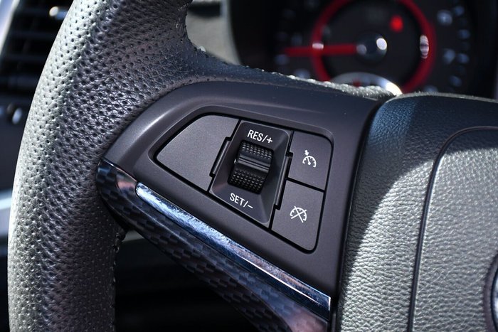 2016 Holden Commodore SS V