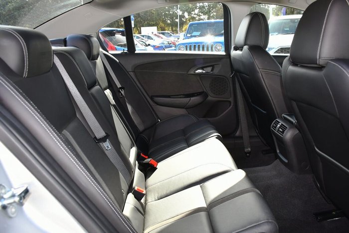 2016 Holden Commodore SS V