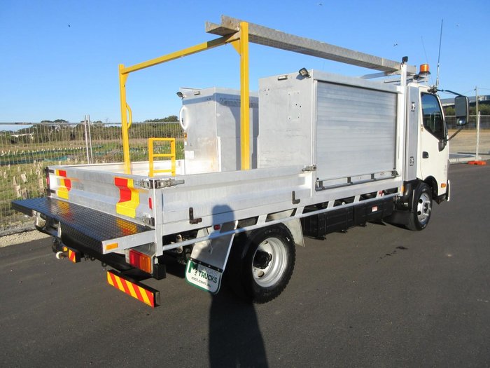 2018 Hino 300 Series