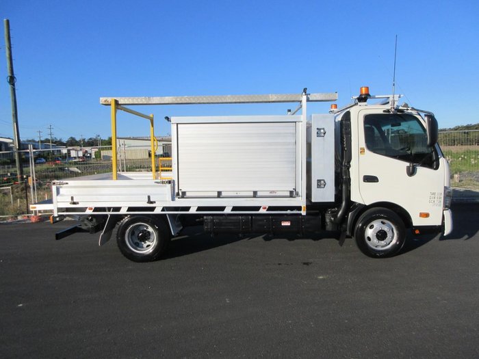 2018 Hino 300 Series