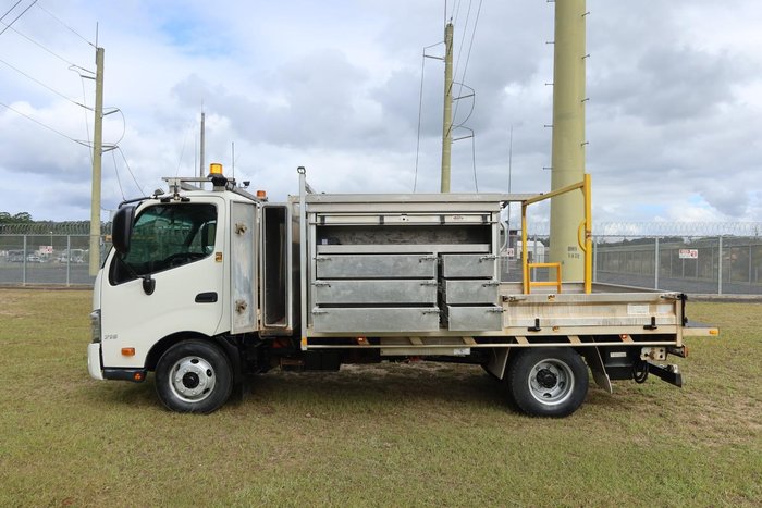 2018 Hino 300 Series