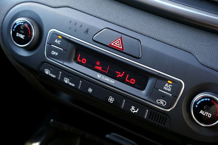 2018 Kia Sorento SLi
