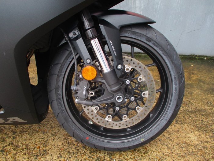 2024 Honda CBR650R BLACK