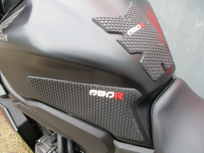 2024 Honda CBR650R BLACK