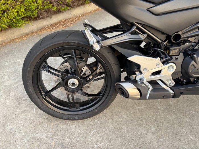 2025 CFMOTO 450 SR S NEBULA BLACK