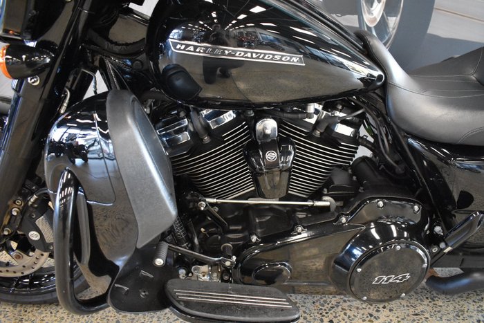 2020 HARLEY-DAVIDSON FLHXS STREET GLIDE SPECIAL