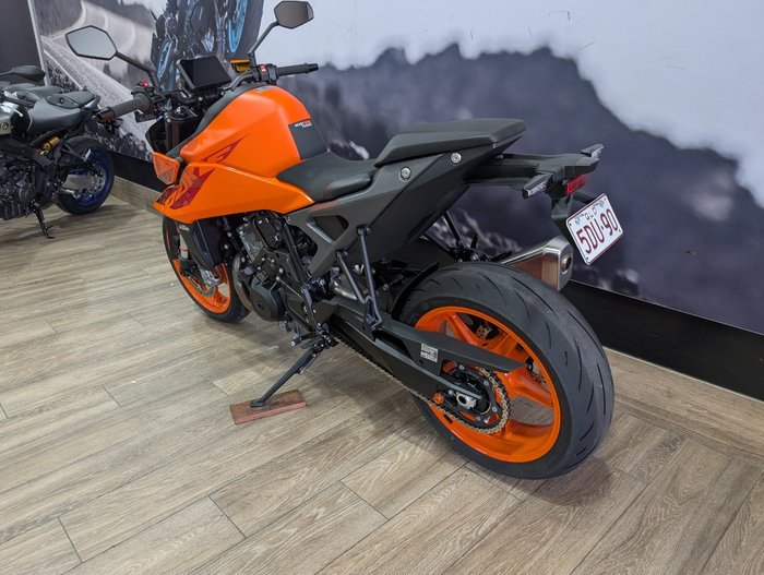 2024 Ktm 990 DUKE